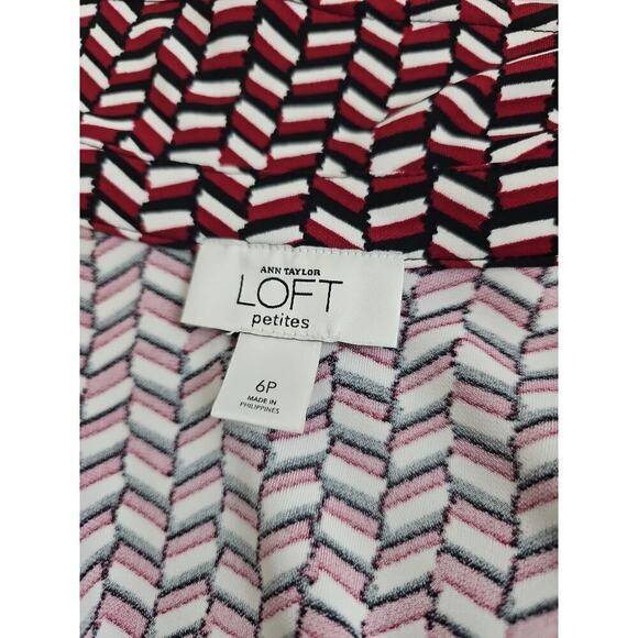 Ann Taylor LOFT ~Woman Size 6Petite~ Red/White Short Sleeve V-Neck Wrap Dress. - Picture 10 of 13